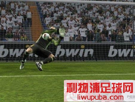 PES2012 Ϊʲô˵һŽǰ׳գBUGɣ