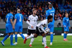 世预赛-萨内传射格纳布里维尔纳建功 德国4-0冰岛